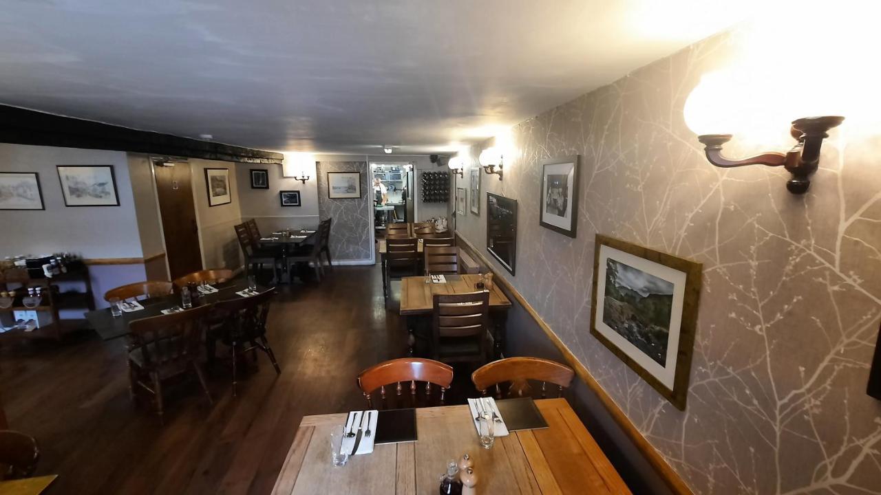 Kings Arms Hotel Hawkshead Eksteriør billede